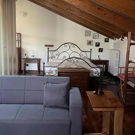 La Finestra Sul Castello * Roppolo