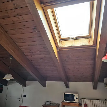 Appartement La Finestra Sul Castello Roppolo